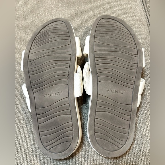 Vionic Beige Mayla Sandals - Picture 12 of 12